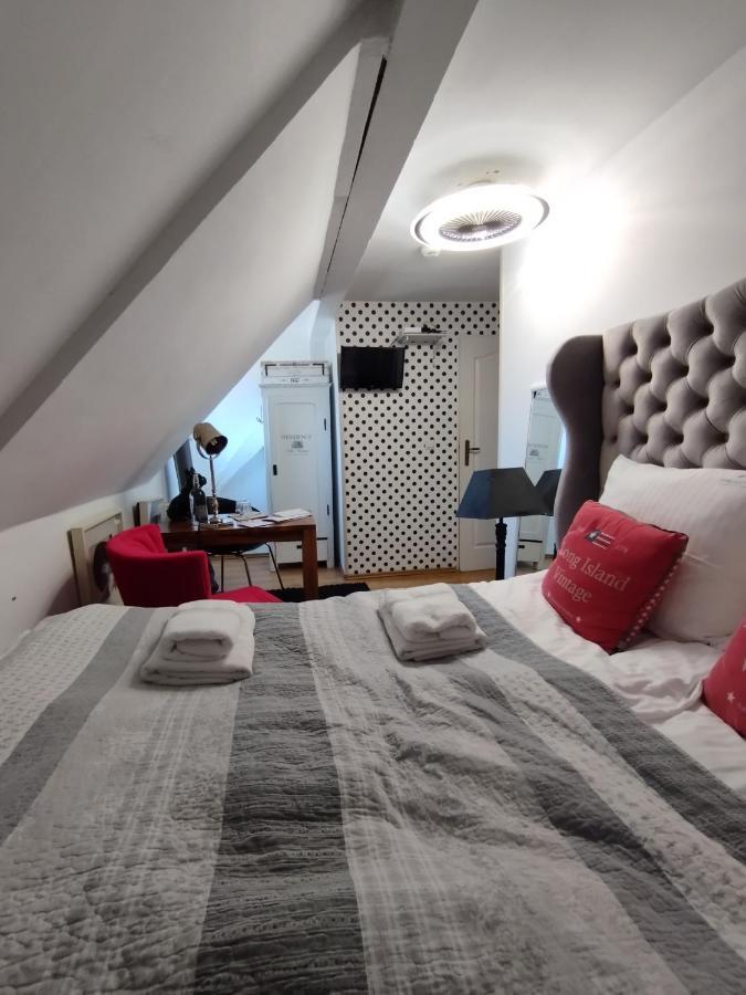Fregata Bed & Breakfast Zagorze Slaskie Ngoại thất bức ảnh